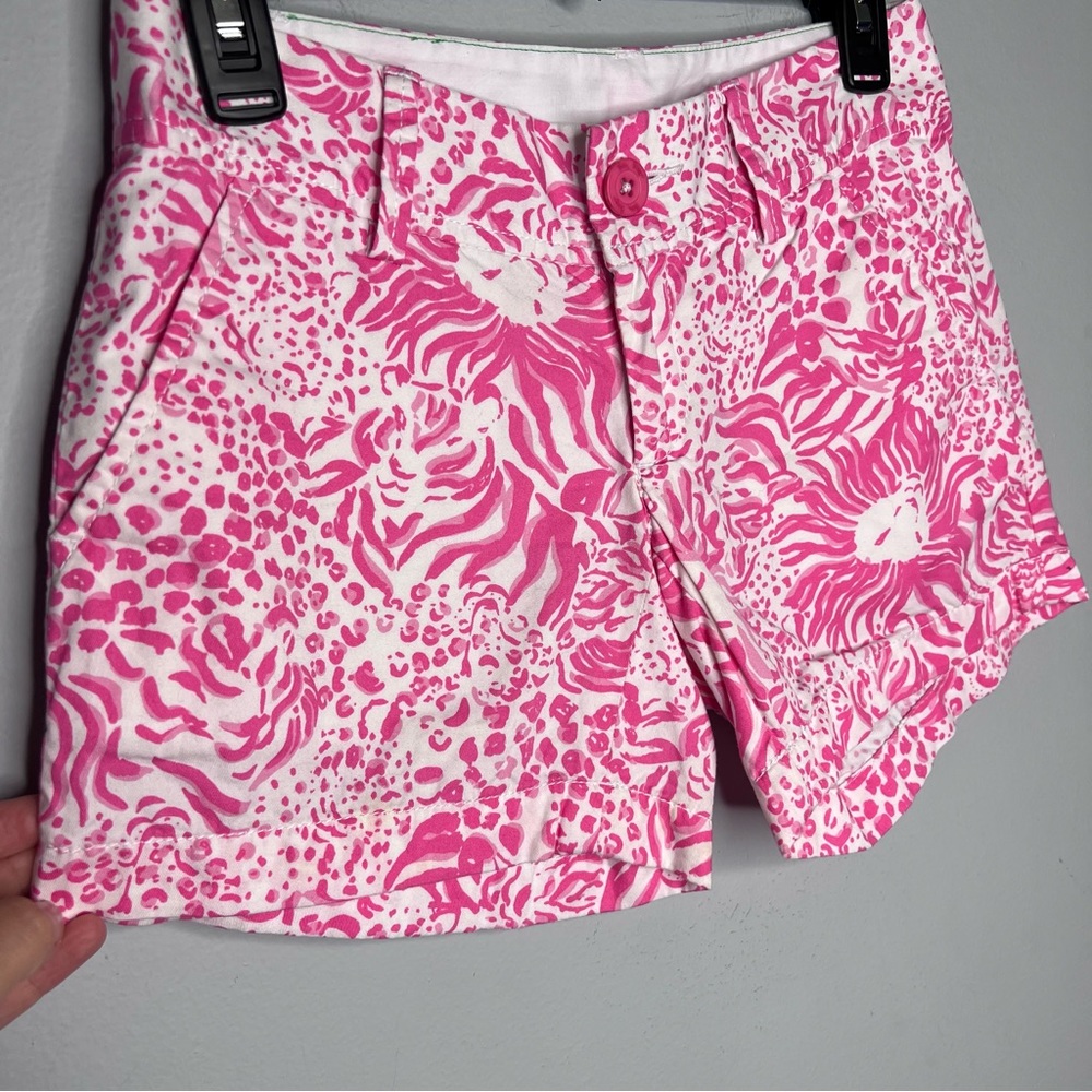 Lilly Pulitzer Callahan Shorts Pink Lion Get Spotted Print Low‎ Rise J12 - Picture 3 of 5